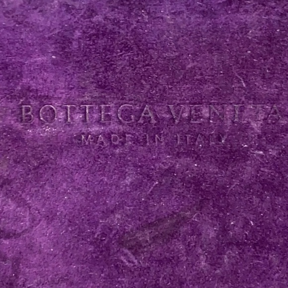 Authentic Bottega Veneta Box Knot Clutch - Picture 9 of 9